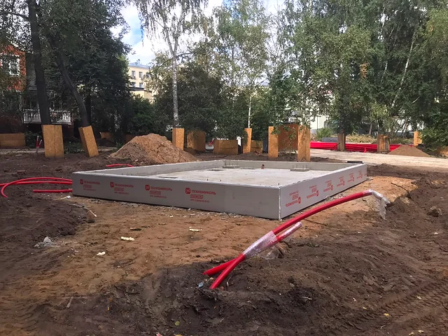 Монолитная плита павильона в парке Красная Пресня